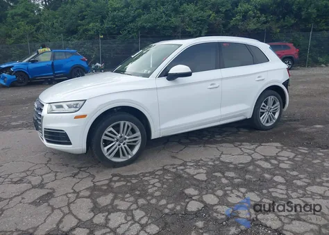 2018 Audi Q5 2.0T Premium/2.0T Tech Premium z USA, uszkodzony, nr VIN WA1BNAFY1J2012364